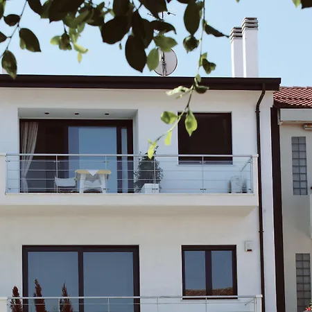 Oda ve Kahvaltı Sirio 3*